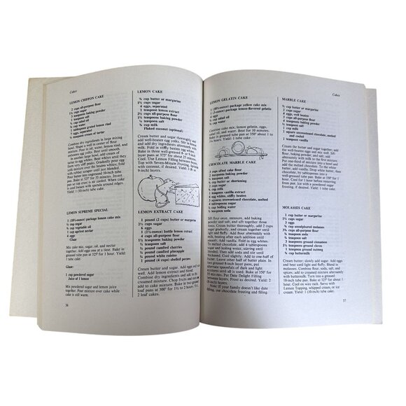 Vintage Cook Book Assortment Paperback Cheese Recipies Cakes & Cook's - Picture 11 of 11